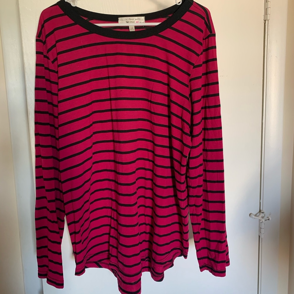 Woman’s XL long sleeved striped shirt
